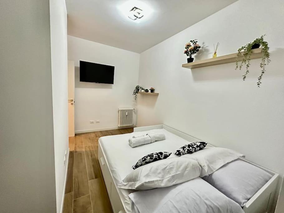 Luxury House Near The Funicular Apartment Бергамо Екстериор снимка